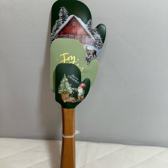 CWC 3 Piece Set Spatula With Wooden Handles 12”,10”,8”Christmas Cook With Color - Picture 2 of 9